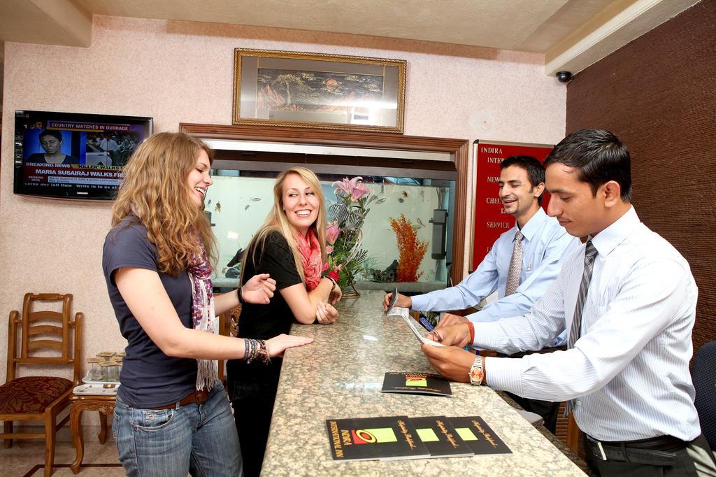 Indira International Inn New Delhi Exteriör bild
