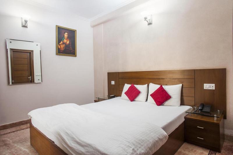 Indira International Inn New Delhi Exteriör bild